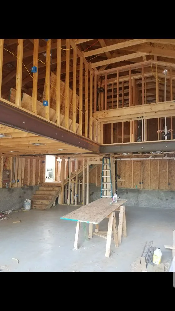 Slide of Avery Family Construction