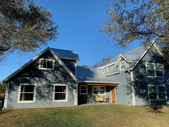 Slide of Avery Roof Services