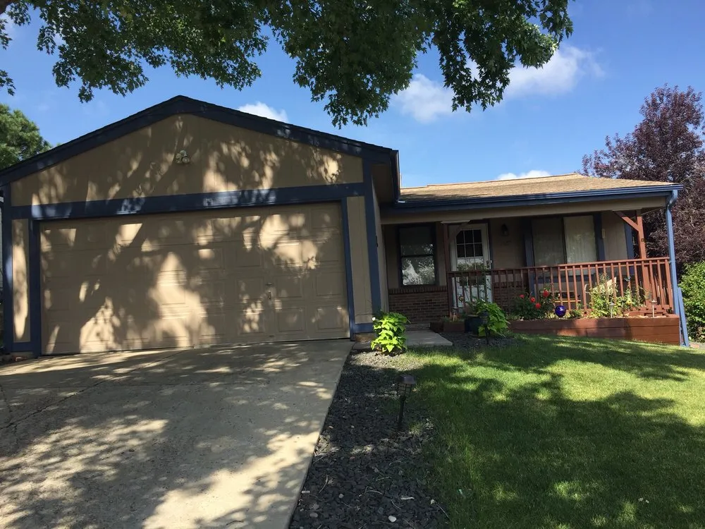 Slide of AVI Roofing