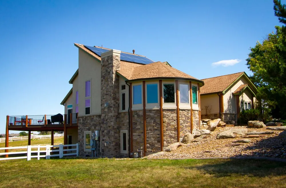 Slide of AVI Roofing