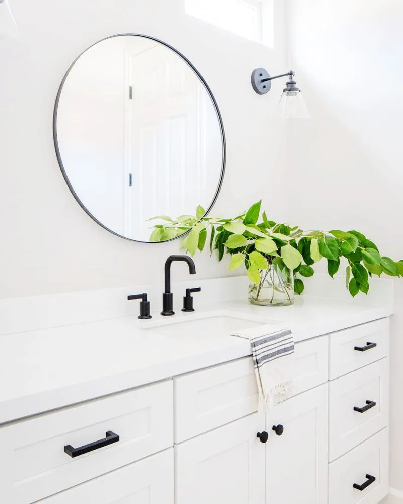 Slide of Avid Construction