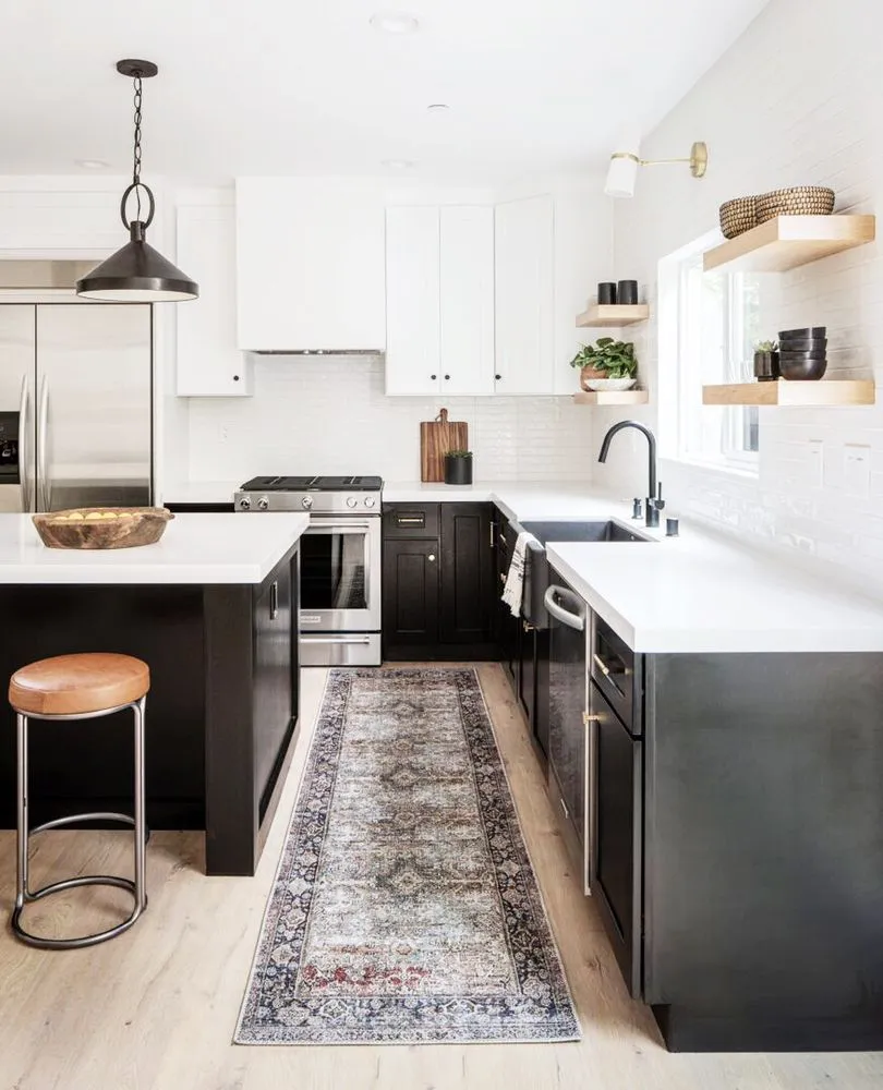 Slide of Avid Construction