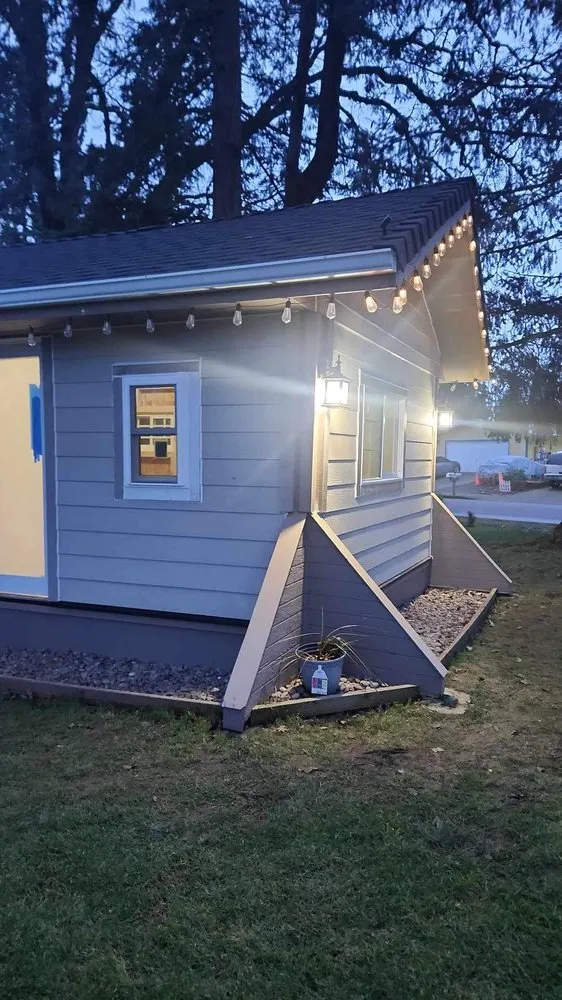 Slide of Avila Contractor