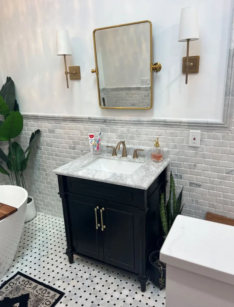 Slide of Aviles Renovations