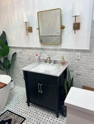 Aviles Renovations Logo