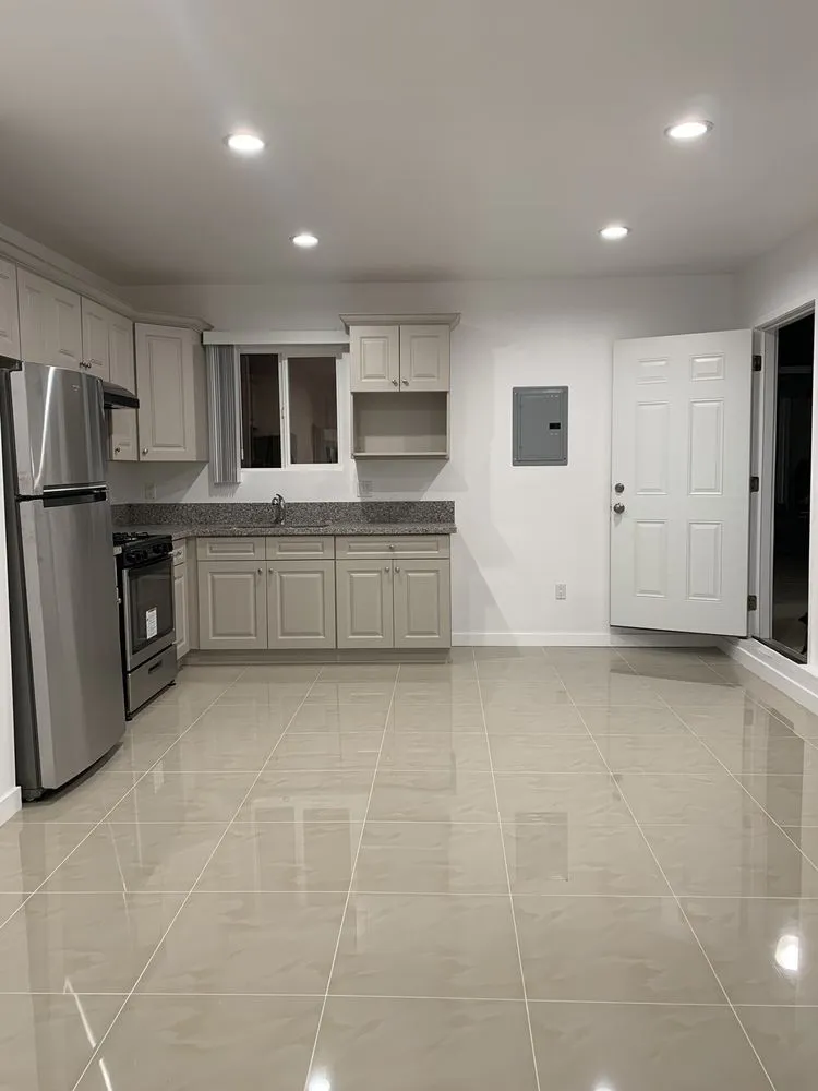 Slide of Aviva Home Improvement