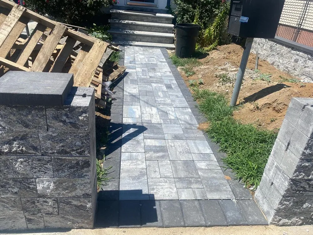 Slide of Avtar general construction