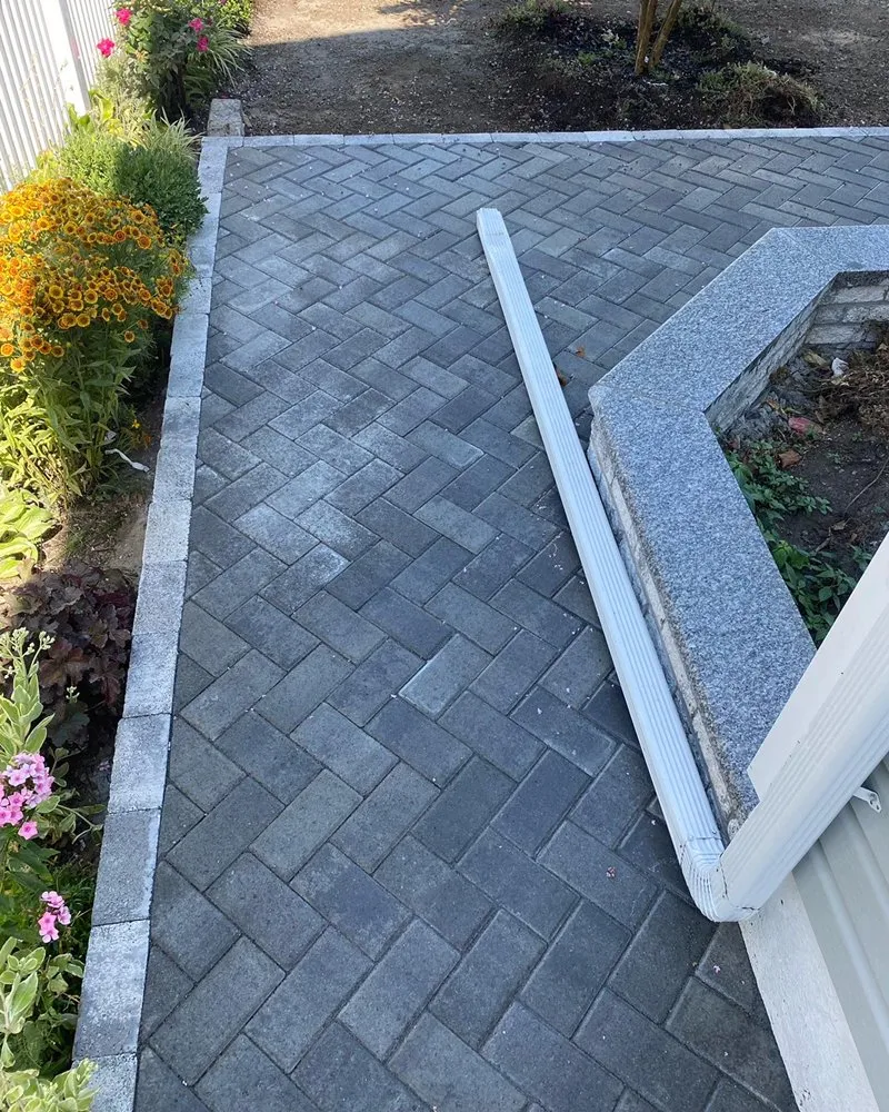 Slide of Avtar general construction