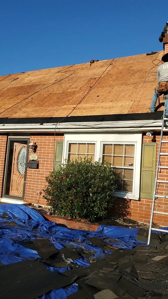 Slide of A&W Contractor