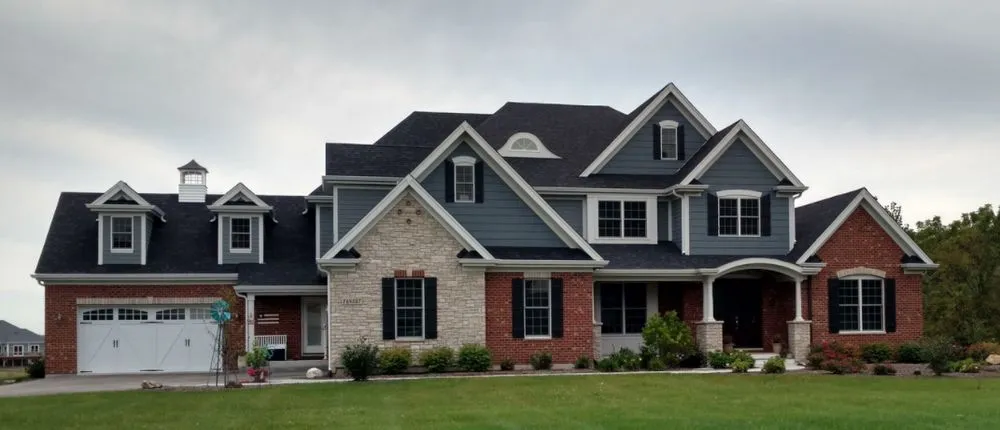 Slide of Awm Roofing