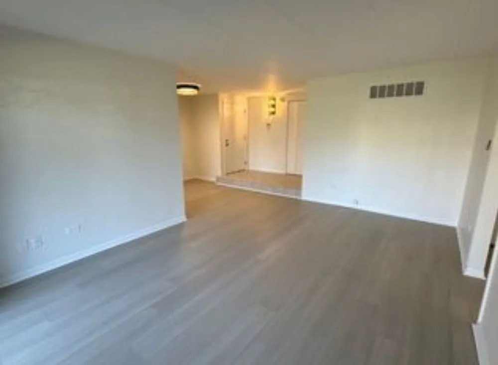 Slide of AXIOM Contractors