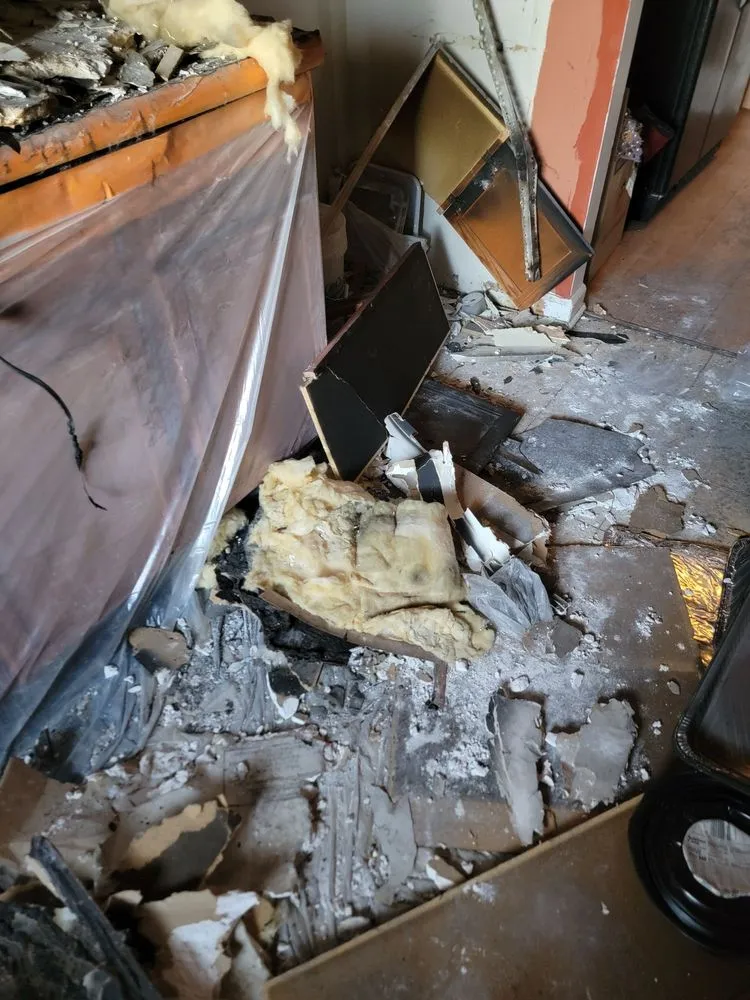 Slide of AXIOM Contractors