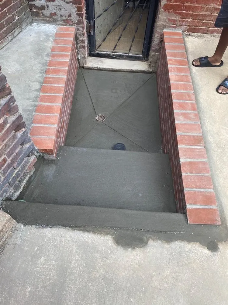 Slide of Ayala Construction