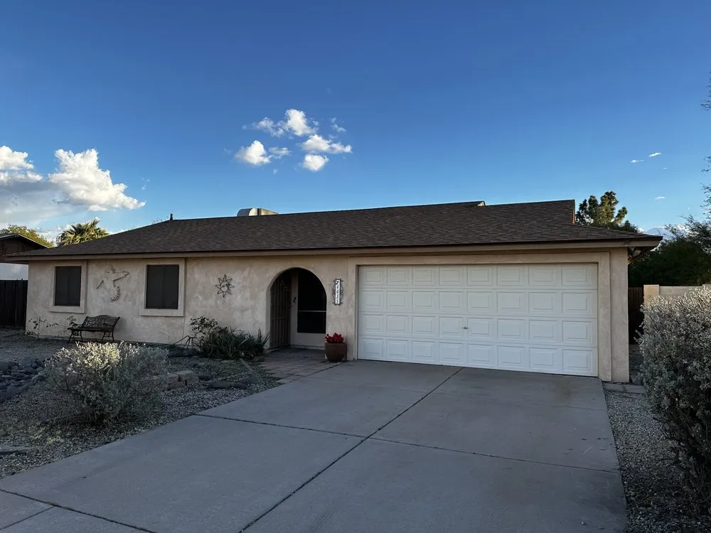 Slide of AZ Shingle Pros