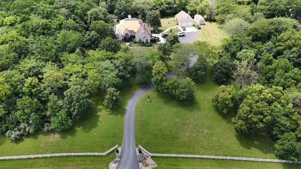 Slide of Azapro Roofing