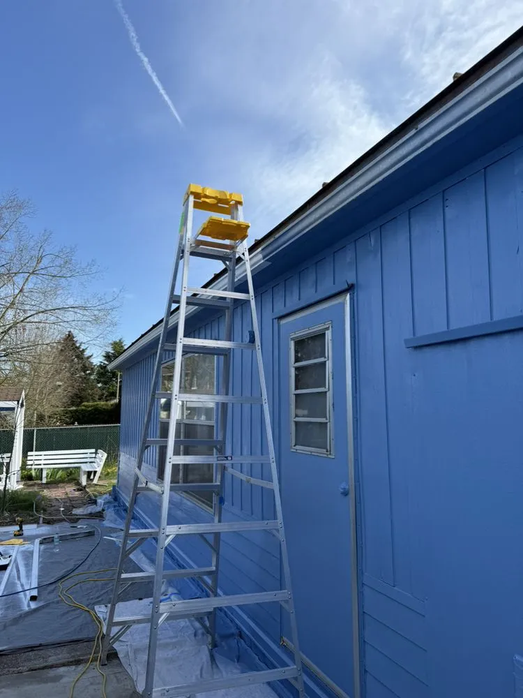 Slide of Azteca Construction