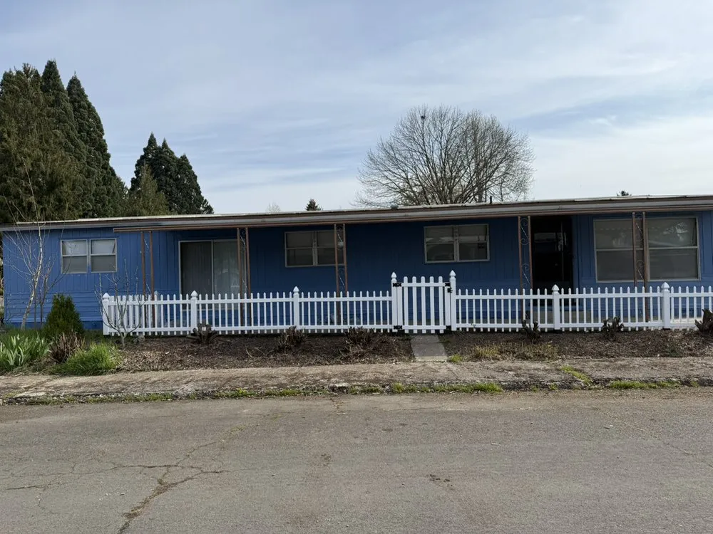 Slide of Azteca Construction