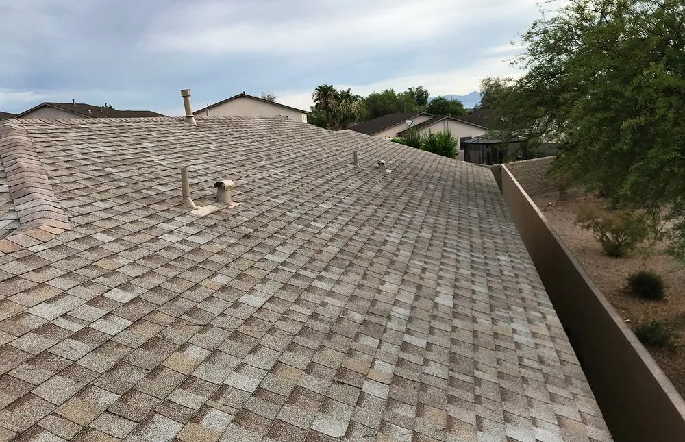 Slide of Azul Roofing Solutions