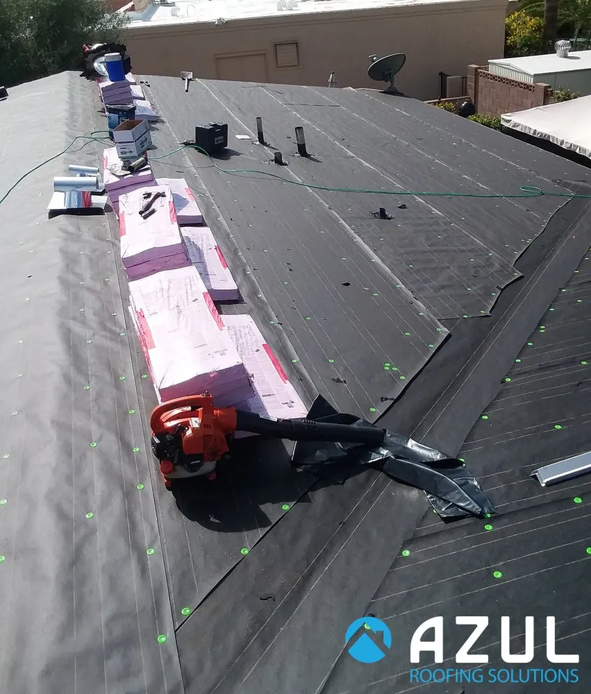 Slide of Azul Roofing Solutions