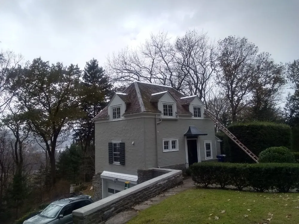 Slide of B & B Contracting/Bros