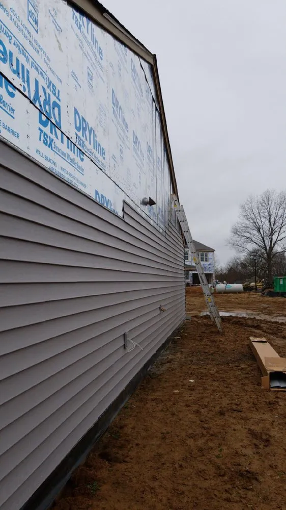 Slide of B & G Roofing & Framing