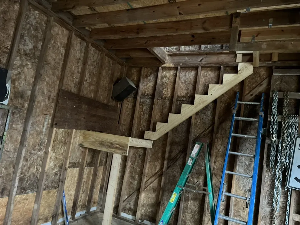 Slide of B & G Roofing & Framing