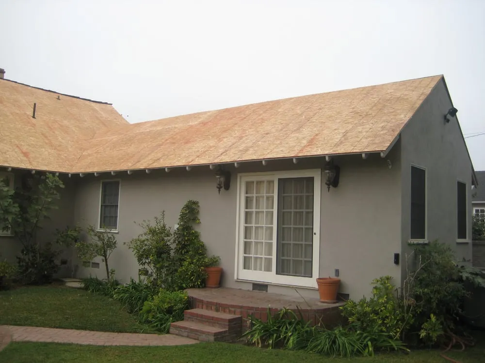 Slide of B & G Roofing