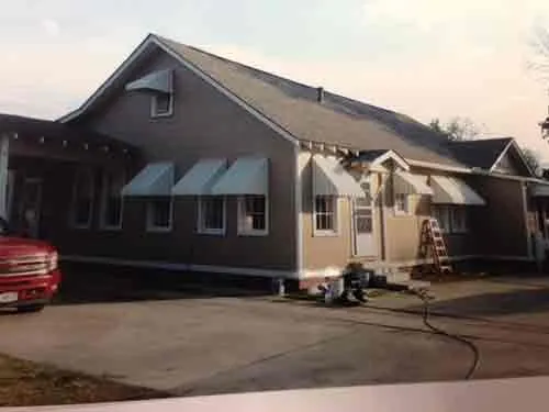 Local shingle roofing service in Prairieville,, LA by B & H Construction
