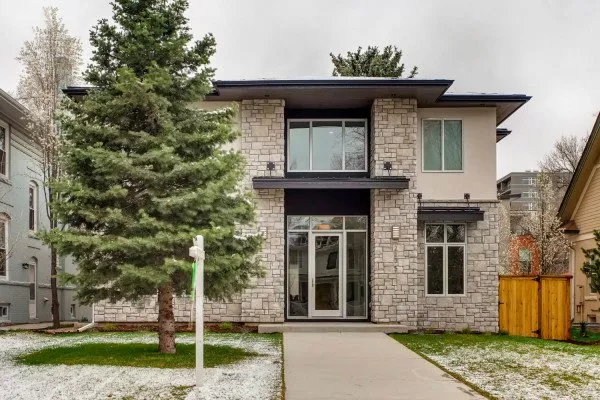 Slide of B & L Roofing