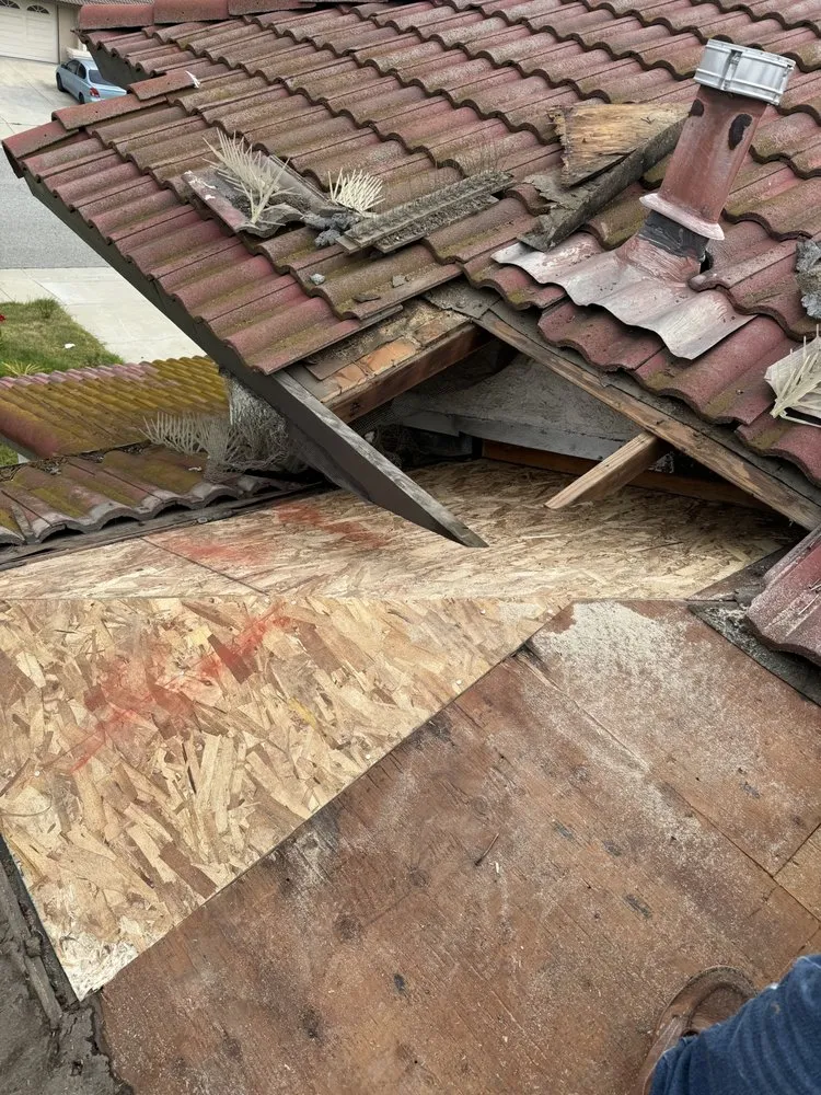 Slide of B & M Roofing