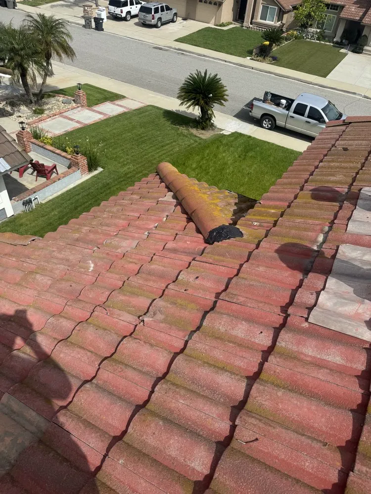 Slide of B & M Roofing