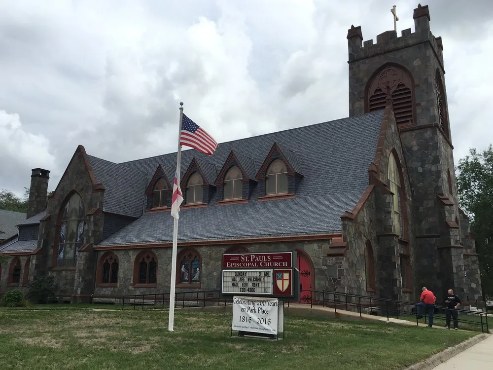 Slide of B & R Fournier Construction