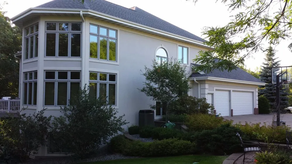 Slide of B & R Seamless