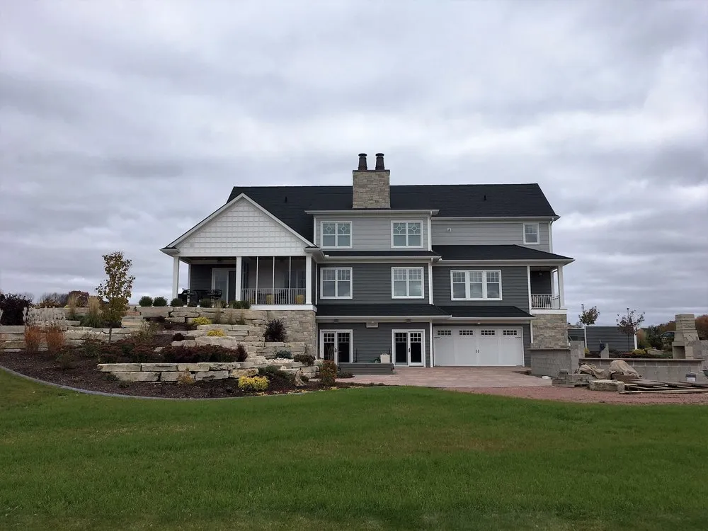 Slide of B & R Seamless