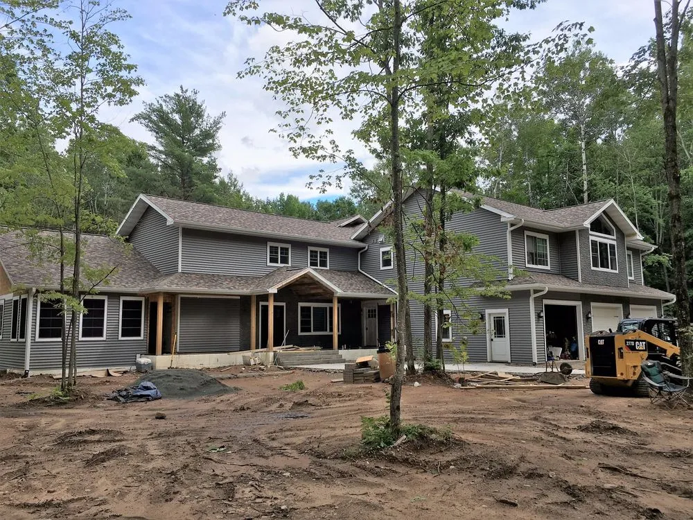 Slide of B & R Seamless