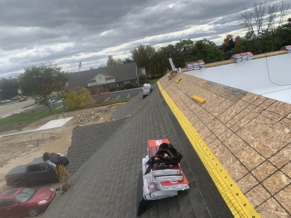 Slide of B & Ts Home Improvement