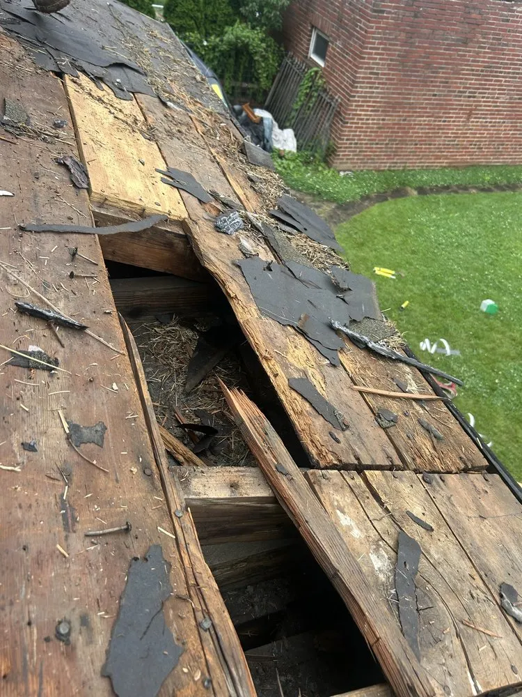 Slide of B & W Contracting