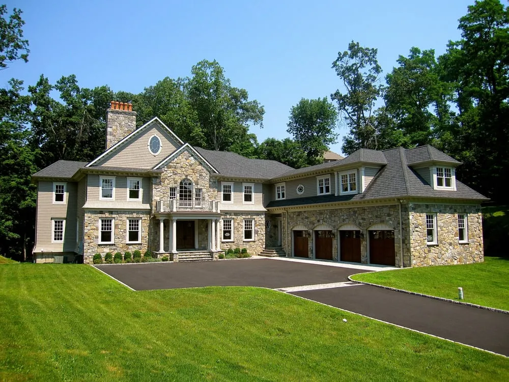 Slide of B & W Group Inc.