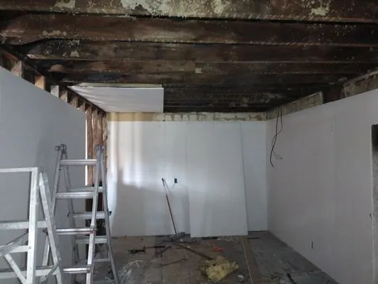 B and W Home Services Logo