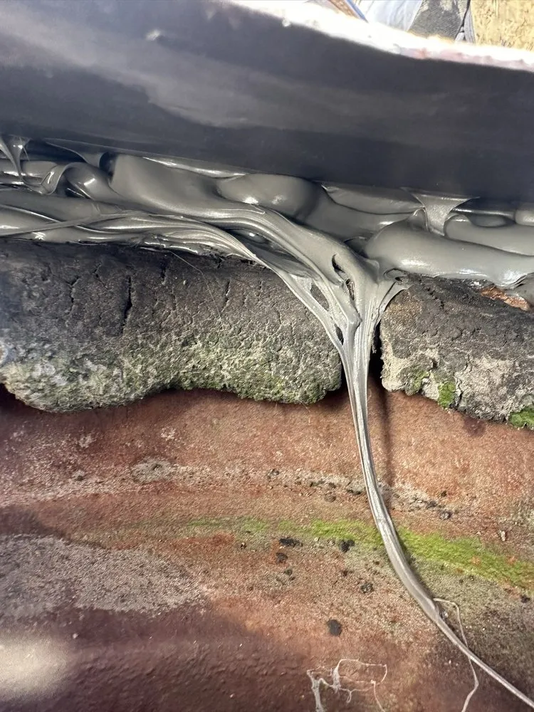 Slide of B E Roofing