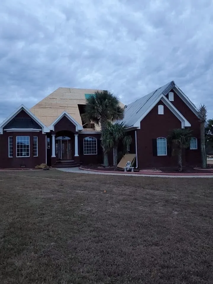 Licensed roof leak repair after storm damage in Kenansville, NC by Badger Construction & Roofing