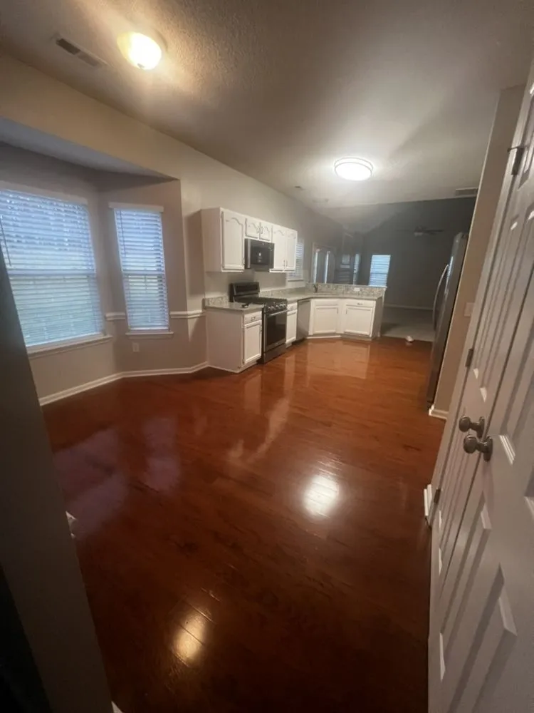 Slide of Bailey N Bailey Entrepreneurs