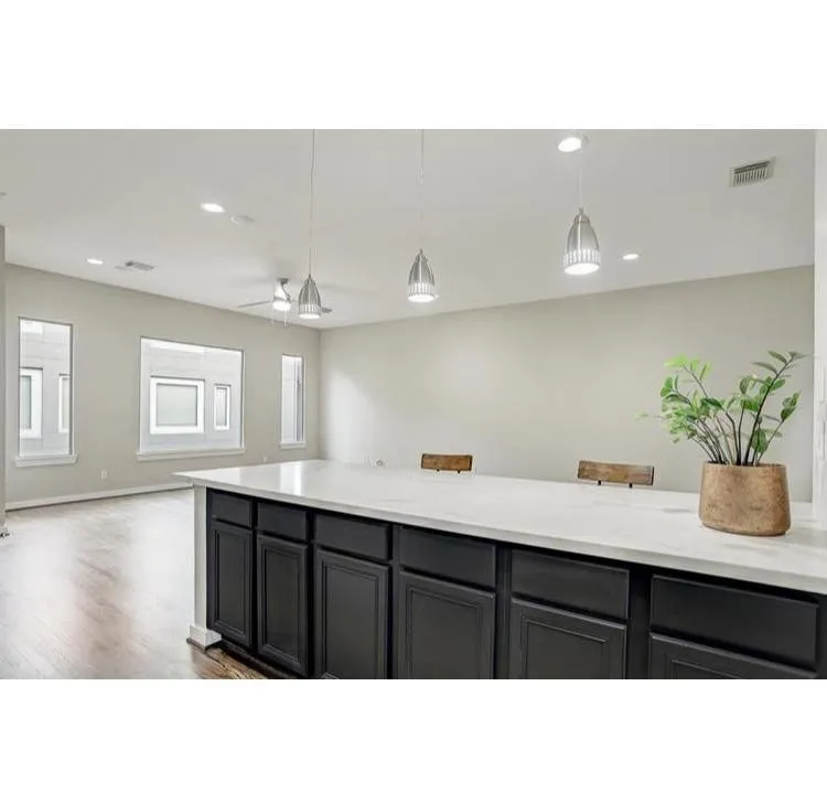 Slide of Bailey Roofing & Construction