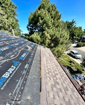 Bailey Roofing & Exteriors Logo