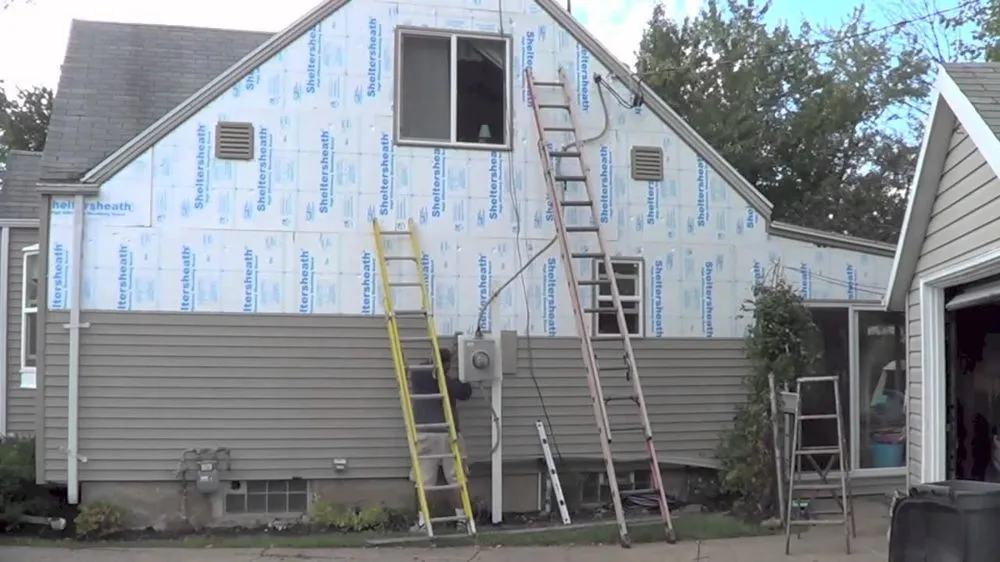 Reliable roof leak repair same-day service in Saint Albans City, VT by Bailey's Bright side Roofing & Siding