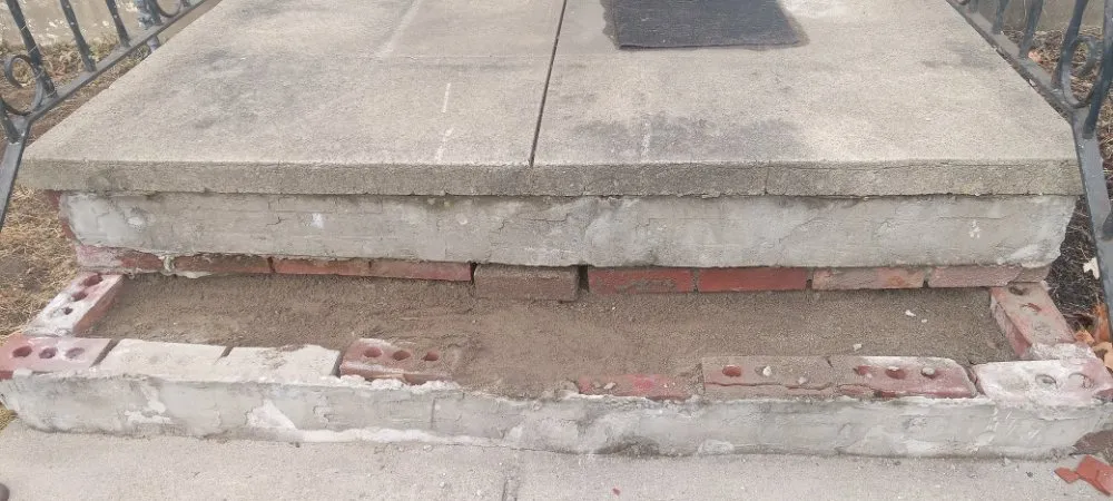 Slide of Bailey's General Contracting