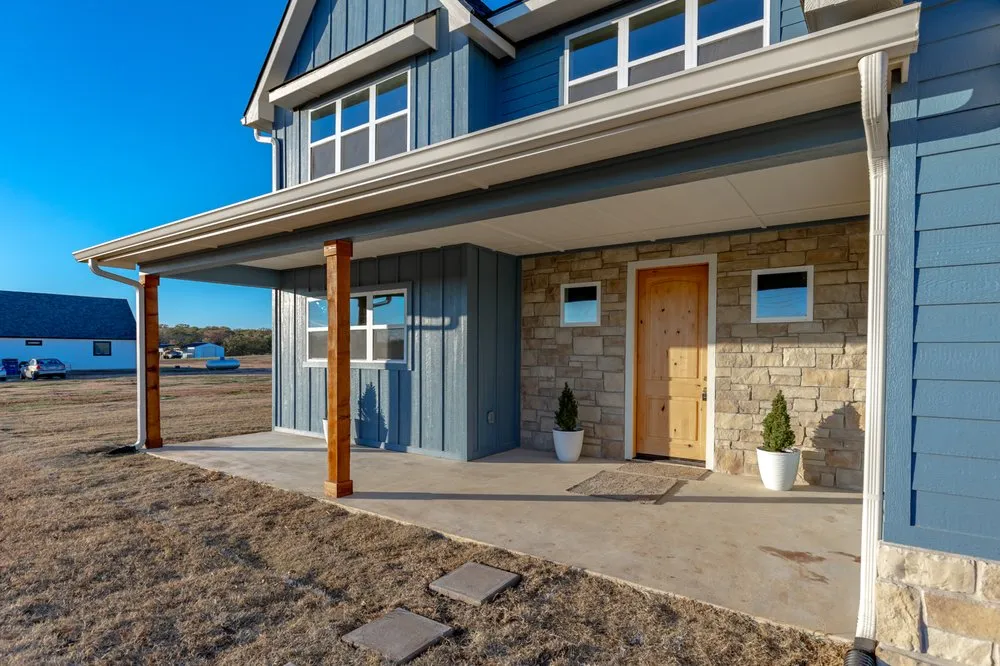 Slide of Bailey's Roofing & Construction