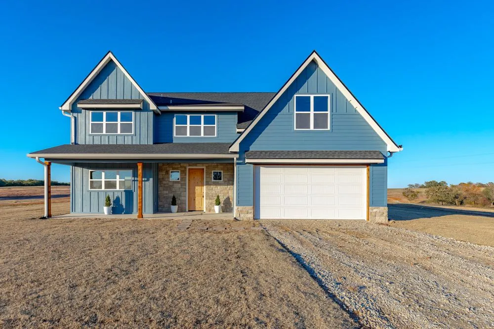 Slide of Bailey's Roofing & Construction