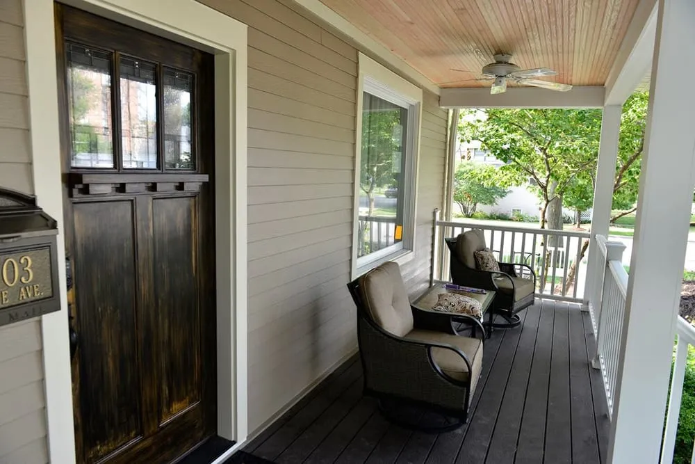 Slide of Bak Brothers