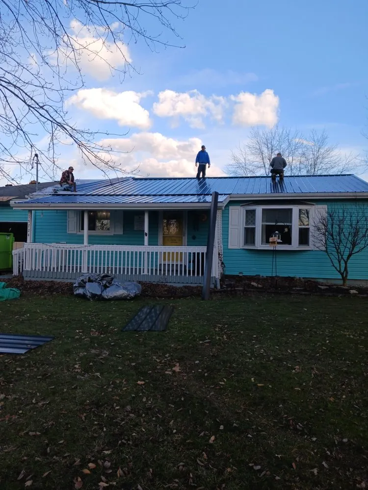 Slide of Baker’s Roofing And Repair